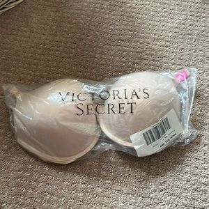 New still in bag! Pink by Victoria Secret nude bra